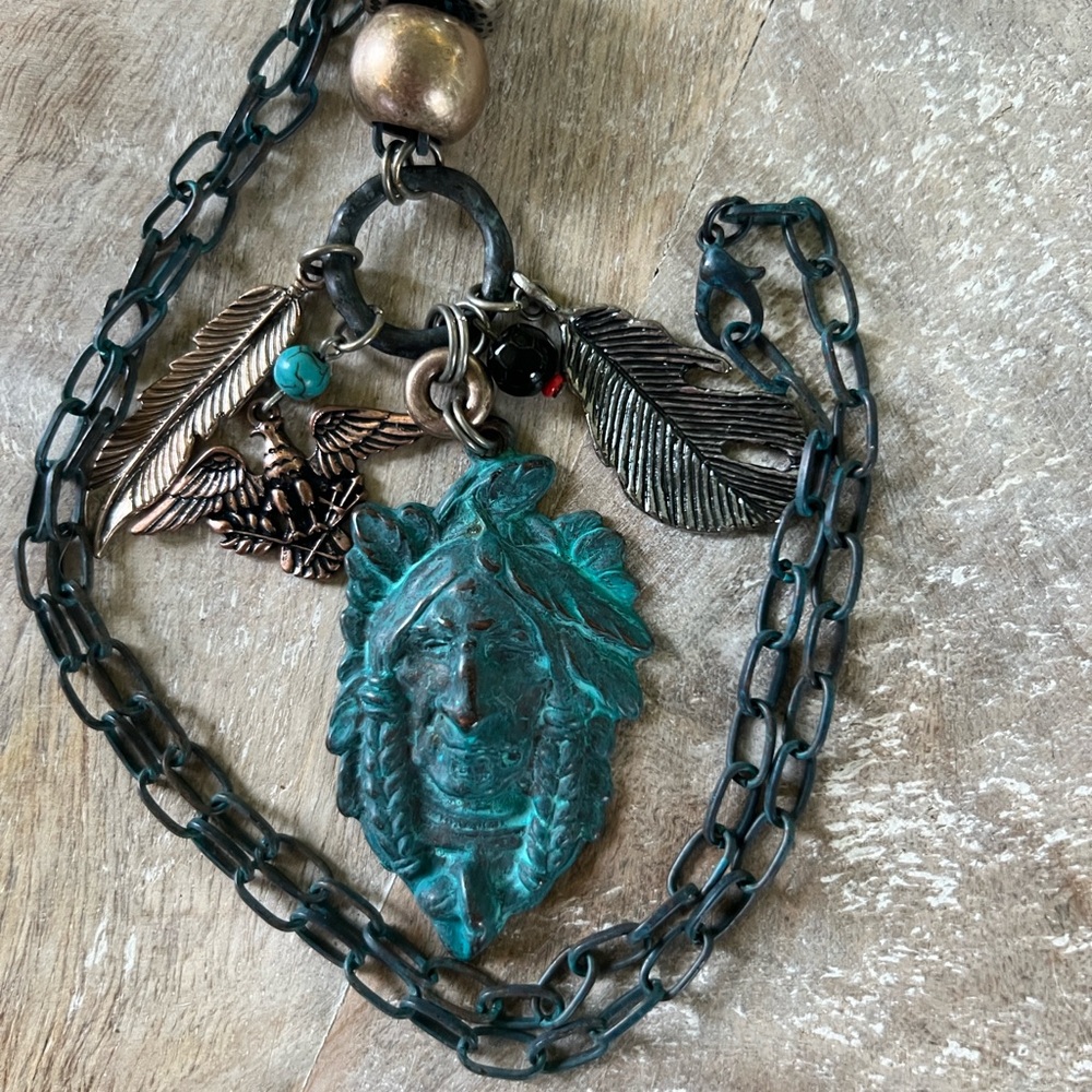 Protector charm - Picture 7 of 9